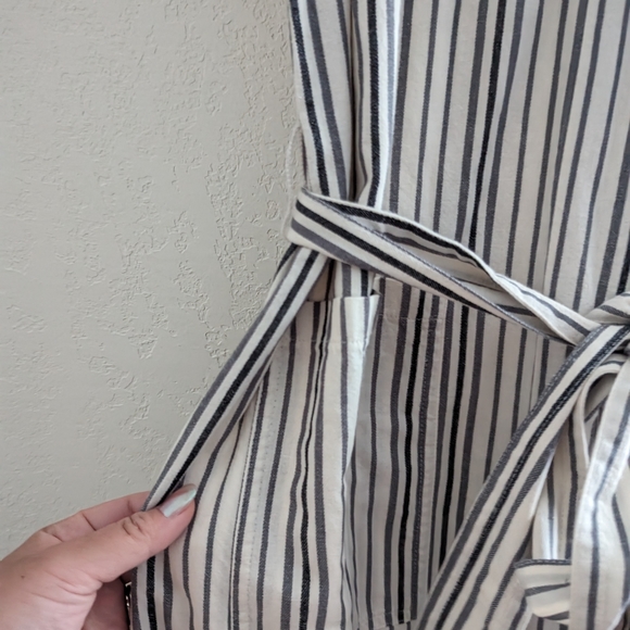Universal Thread X Target Striped Sleeveless Wide Leg Jumpsuit NWOT! 🤍 - Picture 6 of 9